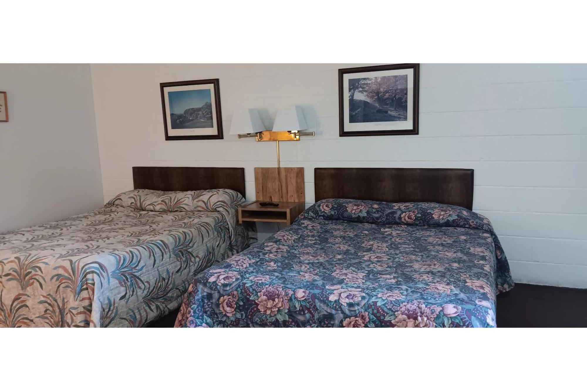 Scotwood Motel By Oyo Washburn Nd Экстерьер фото