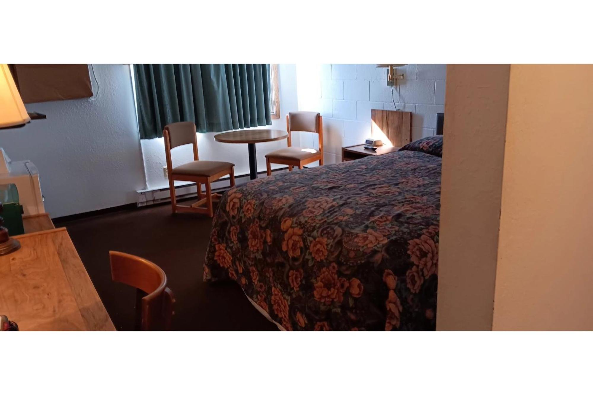 Scotwood Motel By Oyo Washburn Nd Экстерьер фото