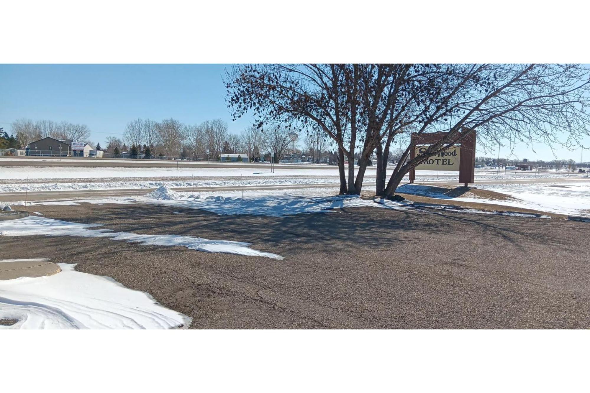 Scotwood Motel By Oyo Washburn Nd Экстерьер фото